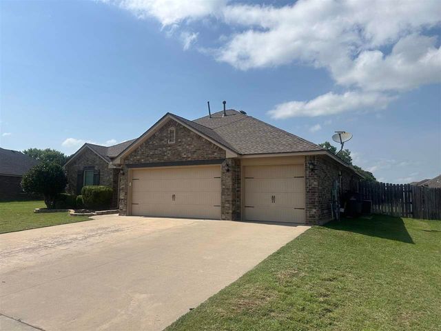 5060 NE Viking, Lawton, OK 73501