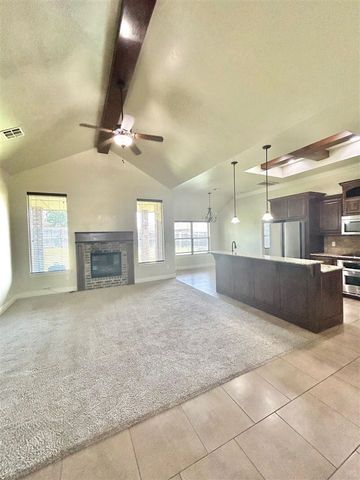 5060 NE Viking, Lawton, OK 73501