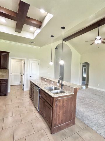 5060 NE Viking, Lawton, OK 73501