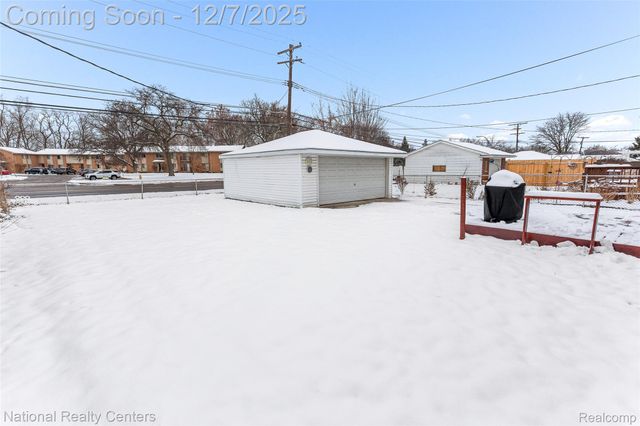 30140 Rush Street, Garden City, MI 48135