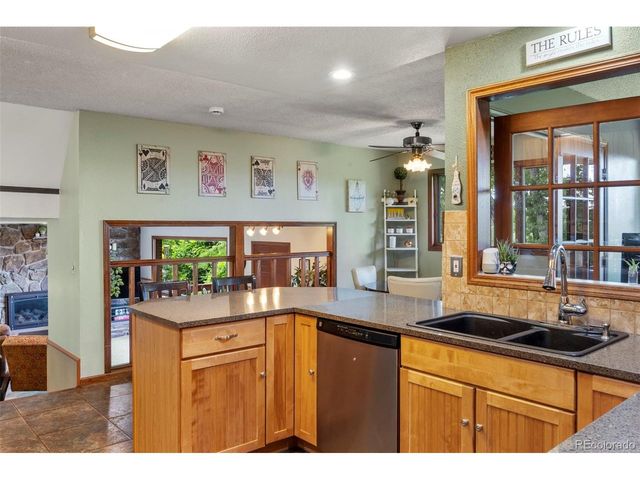 8571 W 71st Cir, Arvada, CO 80004