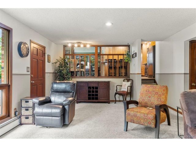 8571 W 71st Cir, Arvada, CO 80004