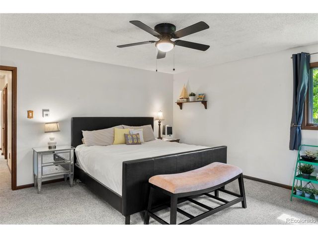 8571 W 71st Cir, Arvada, CO 80004