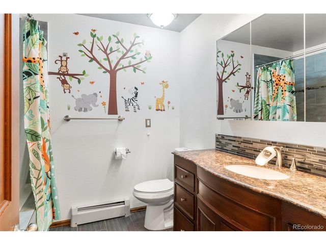 8571 W 71st Cir, Arvada, CO 80004