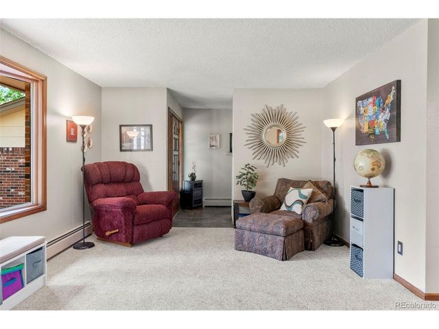 8571 W 71st Cir, Arvada, CO 80004