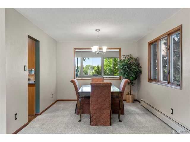 8571 W 71st Cir, Arvada, CO 80004