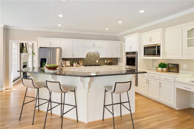 445 Newport Heights, Alpharetta, GA 30005