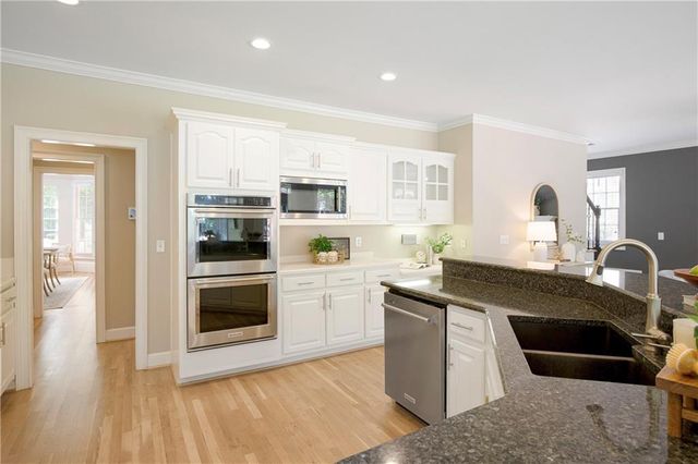 445 Newport Heights, Alpharetta, GA 30005