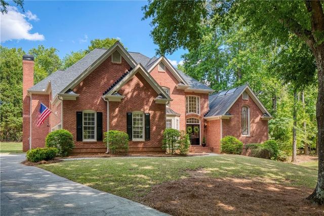 445 Newport Heights, Alpharetta, GA 30005