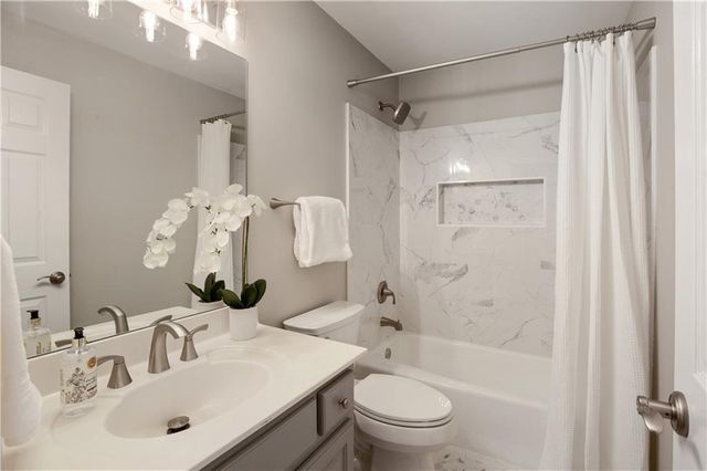 445 Newport Heights, Alpharetta, GA 30005