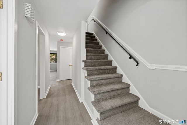 35 Brockton Court 35, Beacon Falls, CT 06403