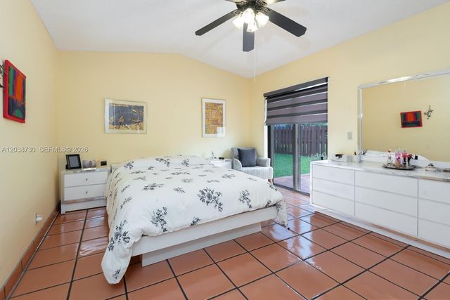 6320 NW 173rd St, Hialeah, FL 33015