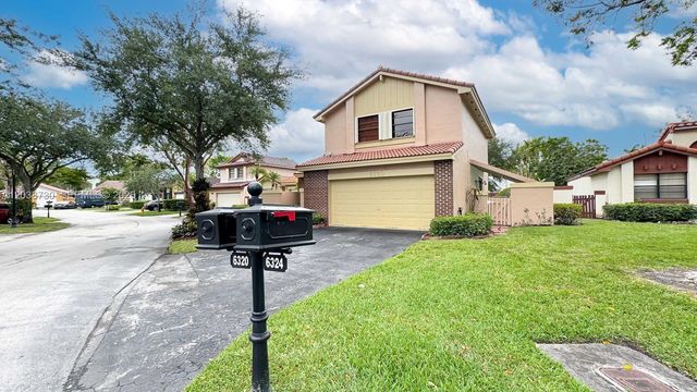 6320 NW 173rd St, Hialeah, FL 33015