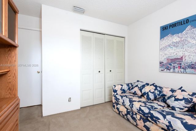 6320 NW 173rd St, Hialeah, FL 33015