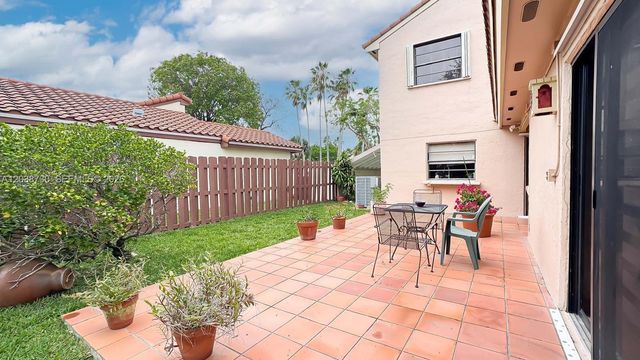 6320 NW 173rd St, Hialeah, FL 33015