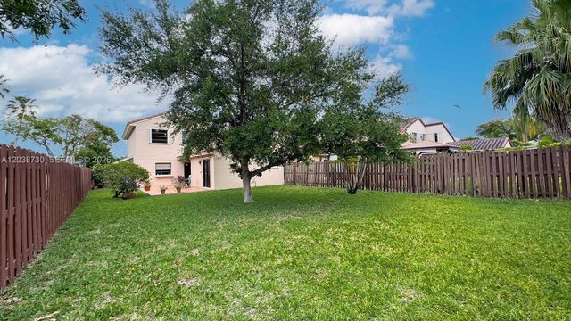 6320 NW 173rd St, Hialeah, FL 33015