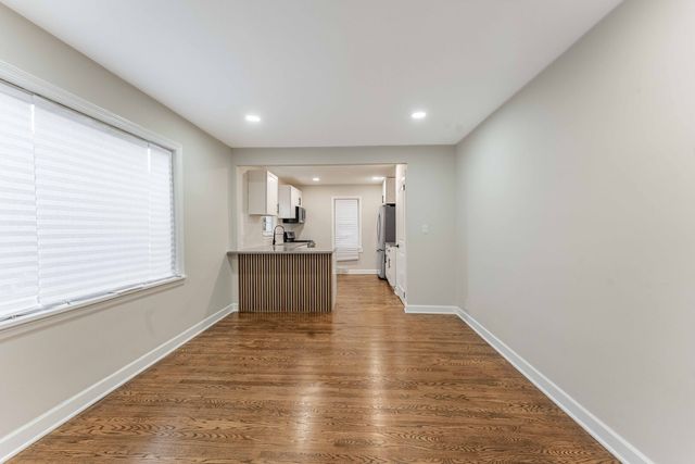 566 Hirsch Avenue, Calumet City, IL 60409