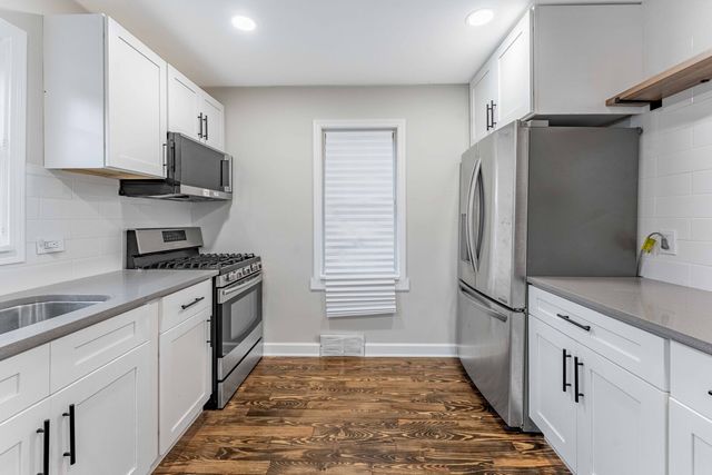 566 Hirsch Avenue, Calumet City, IL 60409