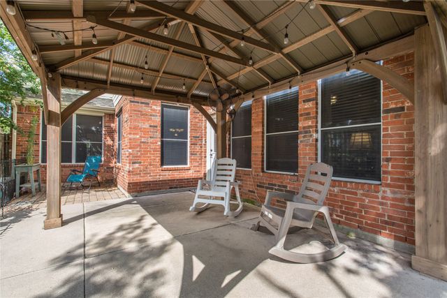 5216 Copper Creek Drive, Fort Worth, TX 76244