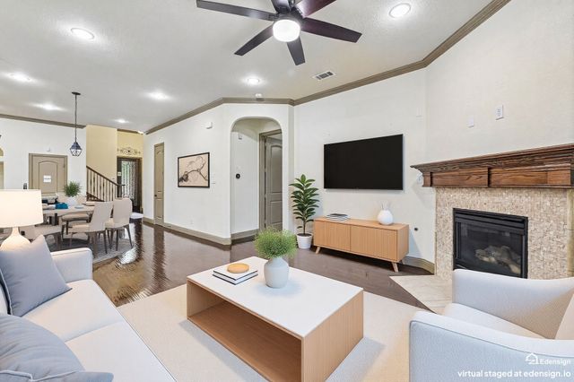 8421 La Fontaine Drive, North Richland Hills, TX 76182