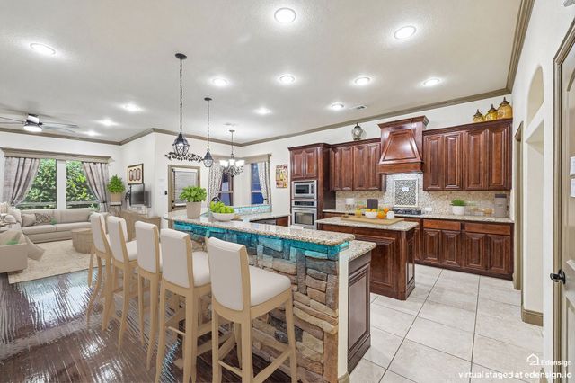 8421 La Fontaine Drive, North Richland Hills, TX 76182