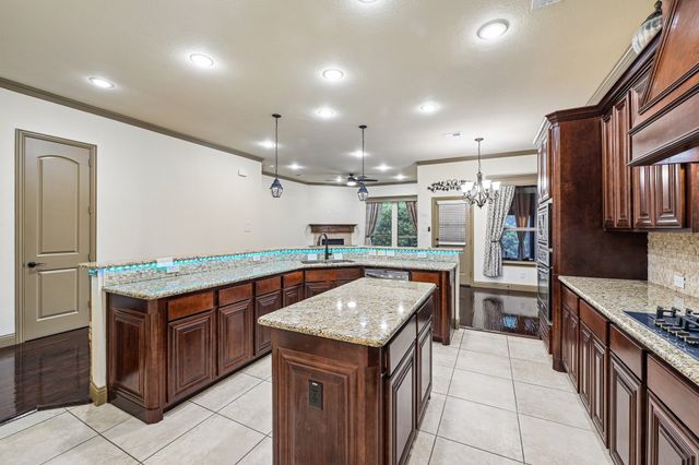 8421 La Fontaine Drive, North Richland Hills, TX 76182