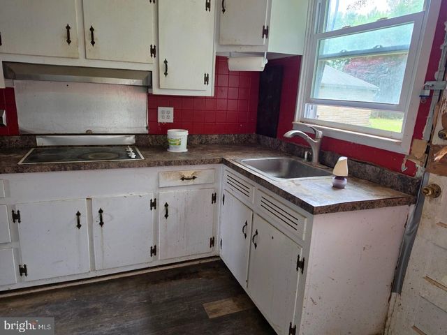 6309 PINE ST, Harrisburg, PA 17112