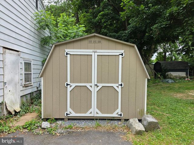 6309 PINE ST, Harrisburg, PA 17112