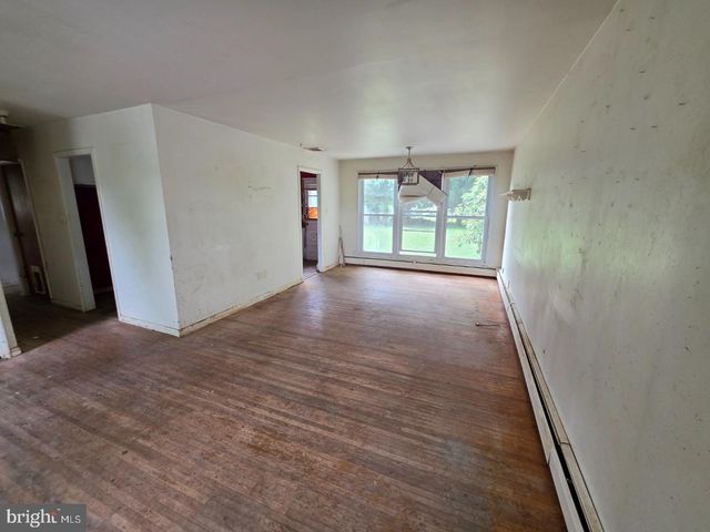 6309 PINE ST, Harrisburg, PA 17112
