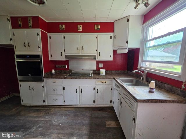6309 PINE ST, Harrisburg, PA 17112