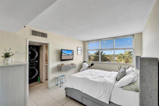 5005 Collins Ave 608, Miami Beach, FL 33140