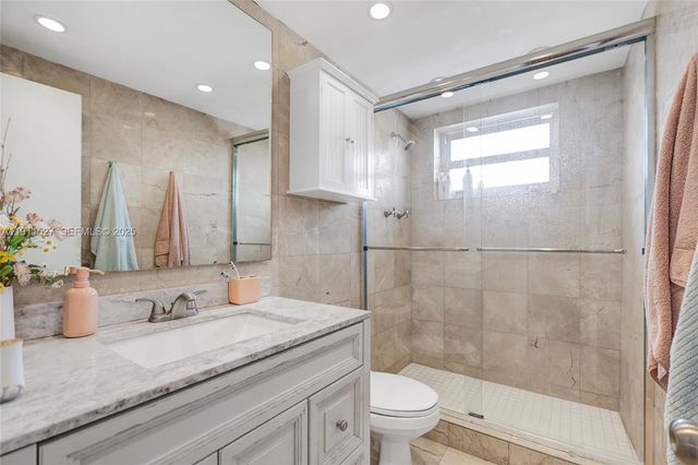 5005 Collins Ave 608, Miami Beach, FL 33140