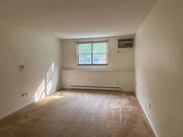 52 Leonard Road 52, Boxborough, MA 01719