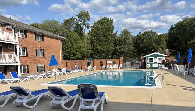 52 Leonard Road 52, Boxborough, MA 01719