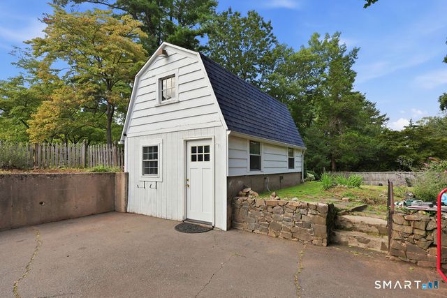 61 Robbins Road, Berlin, CT 06037