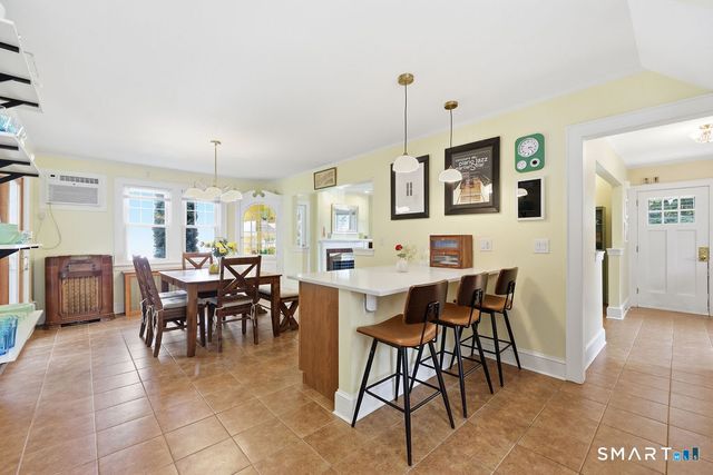61 Robbins Road, Berlin, CT 06037