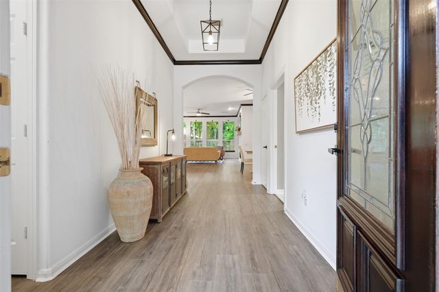 35 S Ashley Green, The Woodlands, TX 77382