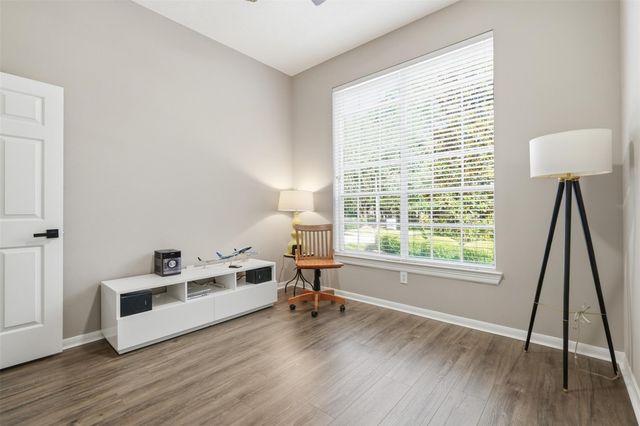 35 S Ashley Green, The Woodlands, TX 77382