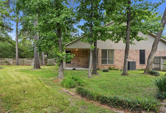 35 S Ashley Green, The Woodlands, TX 77382