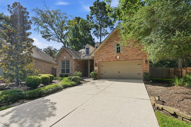 35 S Ashley Green, The Woodlands, TX 77382