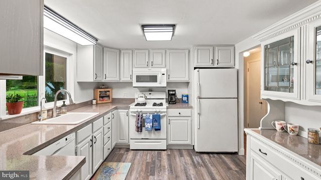 523 SHERWOOD LN, Hatboro, PA 19040