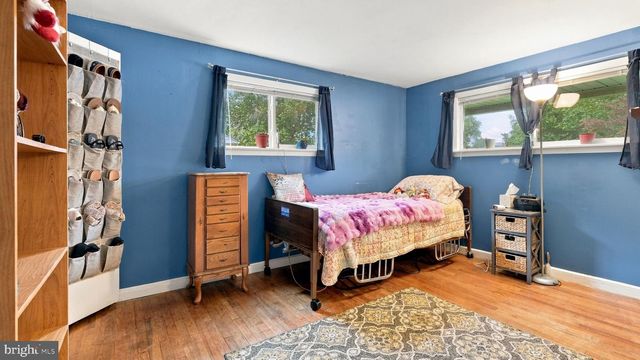 523 SHERWOOD LN, Hatboro, PA 19040