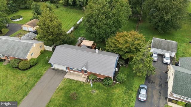 523 SHERWOOD LN, Hatboro, PA 19040
