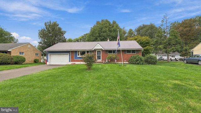 523 SHERWOOD LN, Hatboro, PA 19040