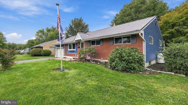 523 SHERWOOD LN, Hatboro, PA 19040
