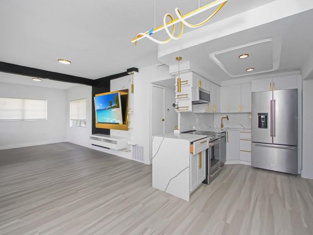 4201 PARK LAKE STREET, Orlando, FL 32803