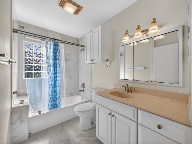 210 Harvard ST, San Marcos, TX 78666