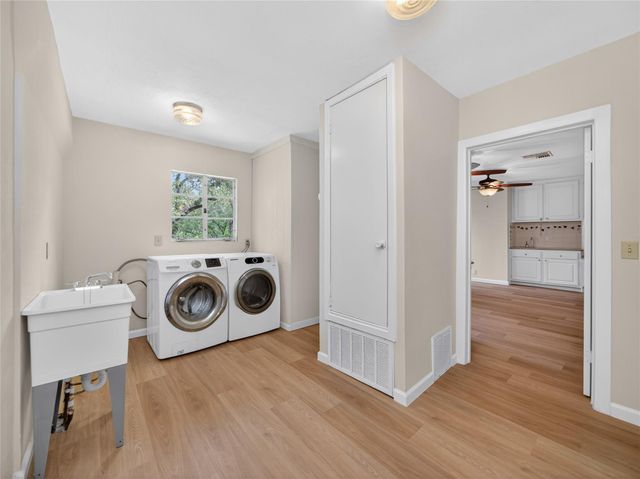 210 Harvard ST, San Marcos, TX 78666