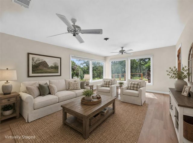 210 Harvard ST, San Marcos, TX 78666