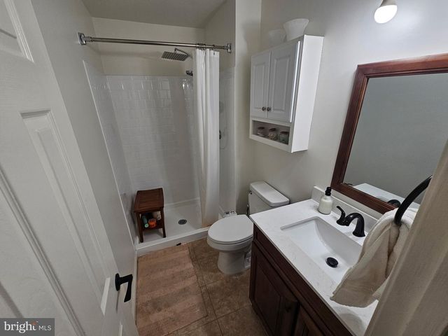 5909 WOOD SORRELS CT, Burke, VA 22015